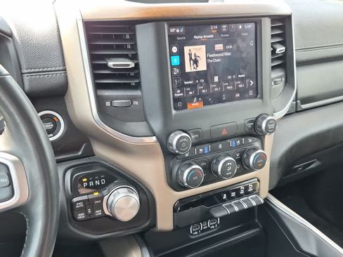 Used 2022 RAM 1500 Laramie AWD/4WD image 12