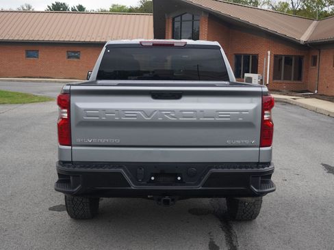 New 2026 Chevrolet Silverado 1500 Custom Trail Boss w/ LPO, Dark Essentials Package image 4