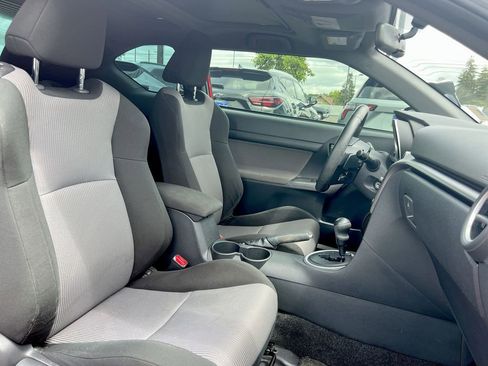 Used 2015 Scion tC FWD image 21