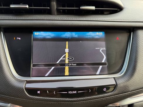Used 2017 Cadillac XT5 Premium Luxury AWD/4WD image 20