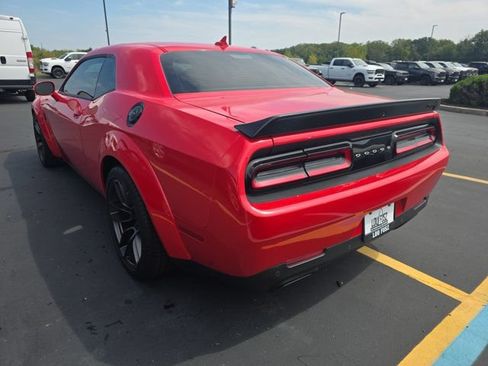 Used 2023 Dodge Challenger SRT Hellcat RWD image 3