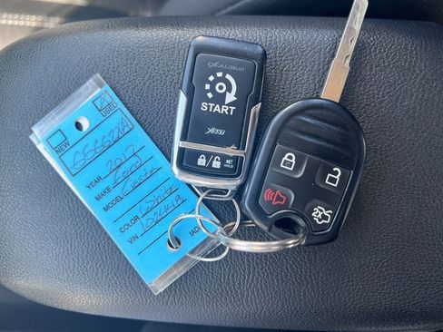 Used 2017 Ford Fiesta SE FWD image 24