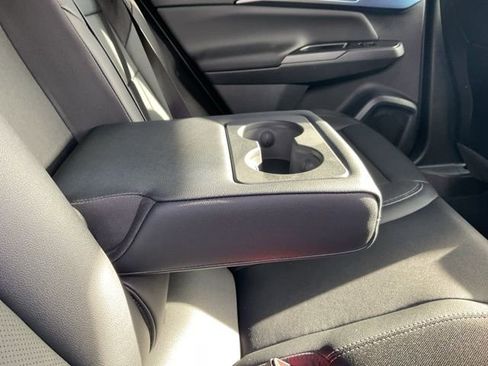 New 2026 Chevrolet Equinox EV LT image 15