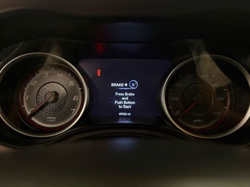 Used 2021 Dodge Charger SXT w/ Driver Convenience Group image 20