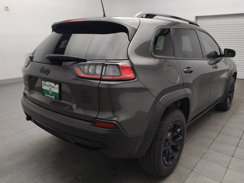 Used 2022 Jeep Cherokee Latitude AWD/4WD image 9