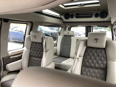 New 2025 GMC Savana 2500 w/ Driver Convenience Package image 12