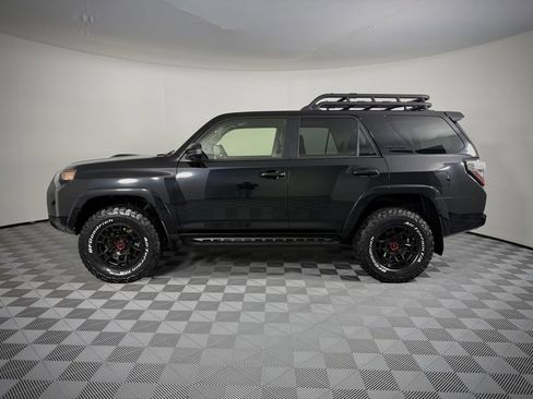 Used 2022 Toyota 4Runner TRD Pro image 2