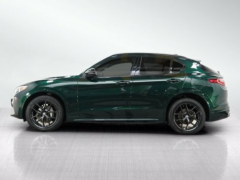 Used 2021 Alfa Romeo Stelvio Ti w/ Premium Package AWD/4WD image 2