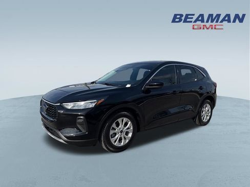 Used 2023 Ford Escape Active w/ Tech Pack #2 image 3