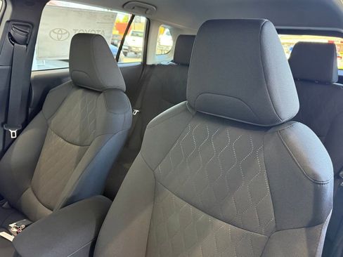 New 2026 Toyota Corolla Cross LE image 18