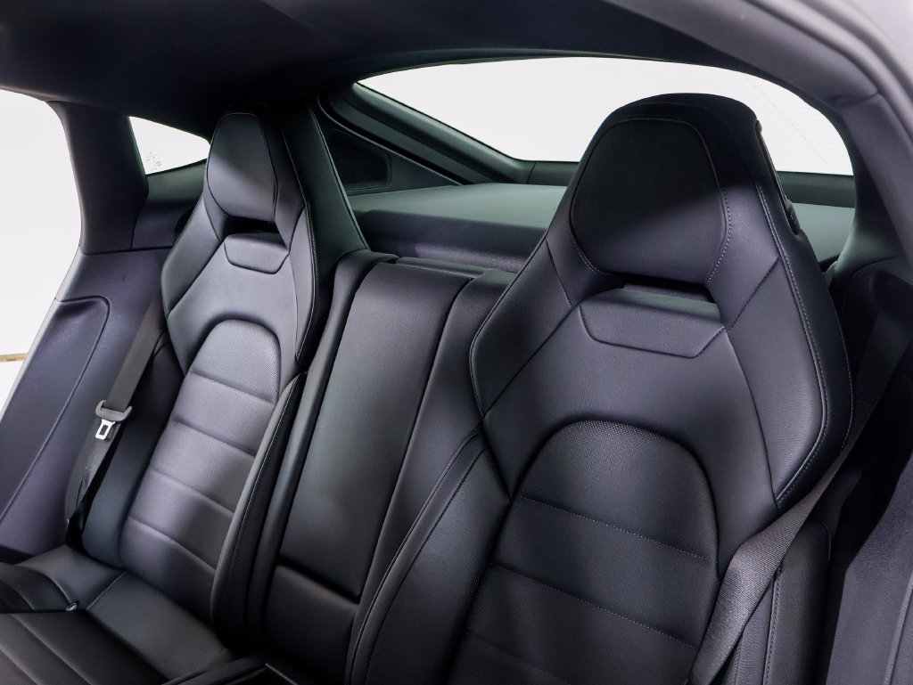 Certified 2025 Porsche Panamera w/ Premium Package RWD image 10