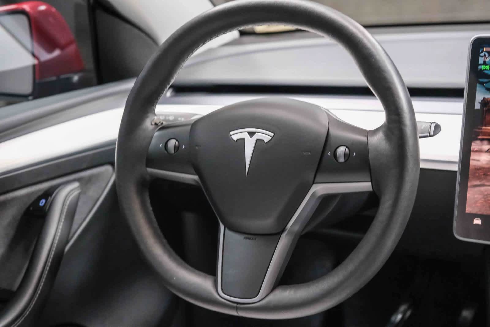 Used 2023 Tesla Model Y Long Range AWD/4WD image 17