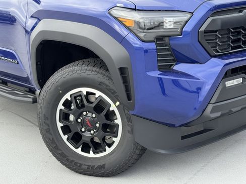 New 2025 Toyota Tacoma TRD Off-Road image 10