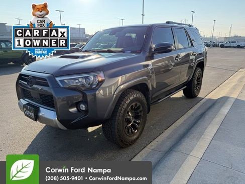 Used 2021 Toyota 4Runner TRD Off-Road Premium image 2
