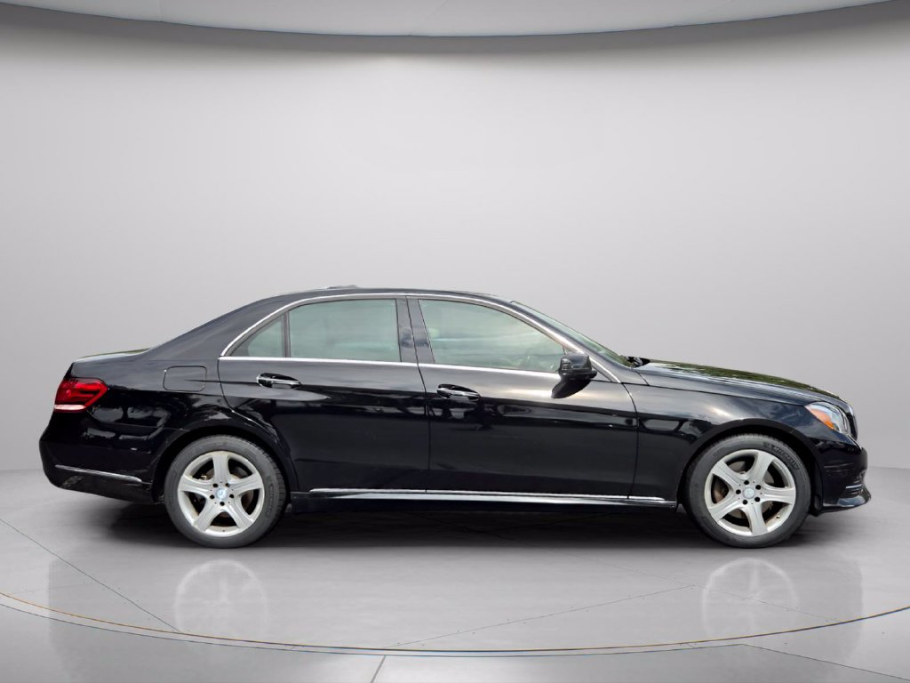 Used 2014 Mercedes-Benz E 350 4MATIC Sedan image 5