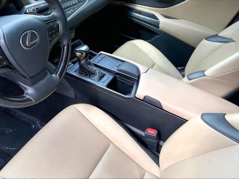 Used 2021 Lexus ES 250 w/ Premium Package image 22