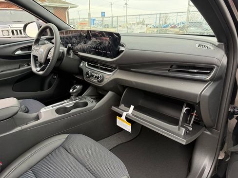 New 2026 Buick Envista Preferred w/ Convenience II Package image 9