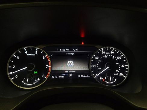Used 2025 Nissan Rogue SV AWD/4WD image 23