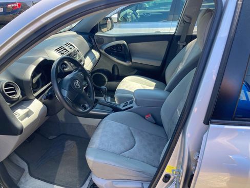 Used 2011 Toyota RAV4 4WD w/ Base L4 Extra Value Pkg image 10