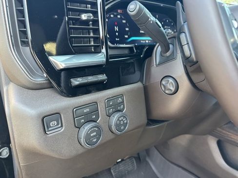 New 2026 Chevrolet Silverado 1500 LTZ w/ LTZ Premium Package image 13