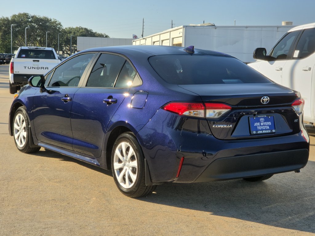 Used 2026 Toyota Corolla LE FWD image 7
