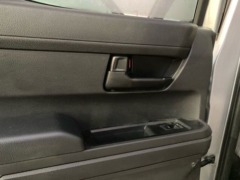 Certified 2025 Toyota Tacoma SR5 image 12