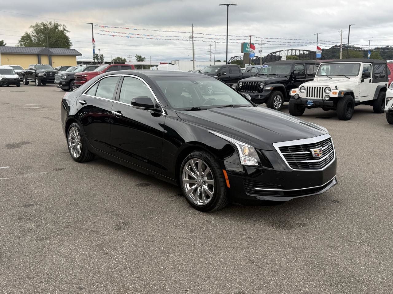 Used 2017 Cadillac ATS Luxury RWD image 3