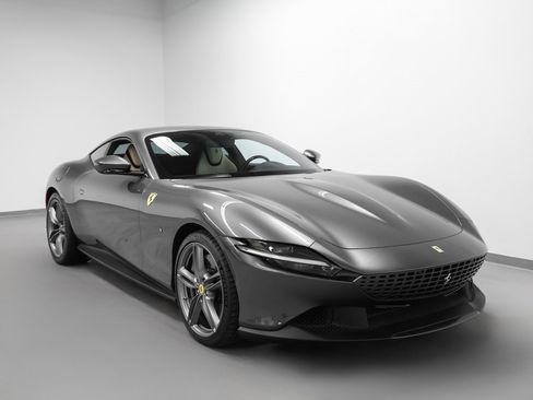 Certified 2024 Ferrari Roma image 18