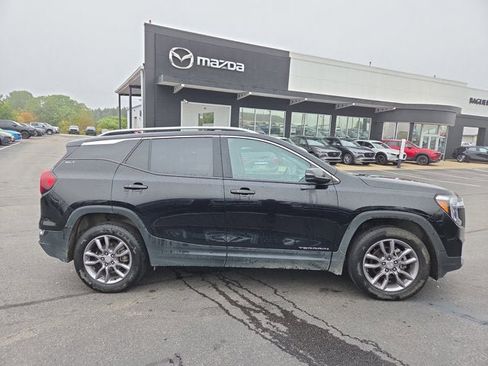 Used 2022 GMC Terrain SLT image 6
