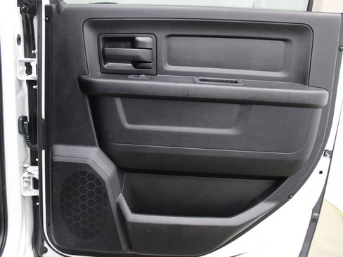 Used 2017 RAM 1500 Express image 17