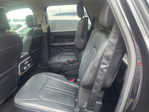 Used 2020 Ford Expedition Platinum AWD/4WD image 10