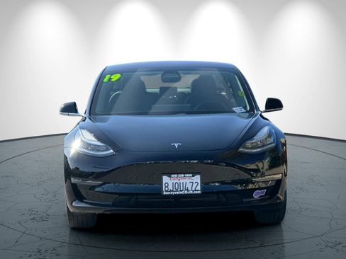 Used 2019 Tesla Model 3 Standard Range Plus image 9