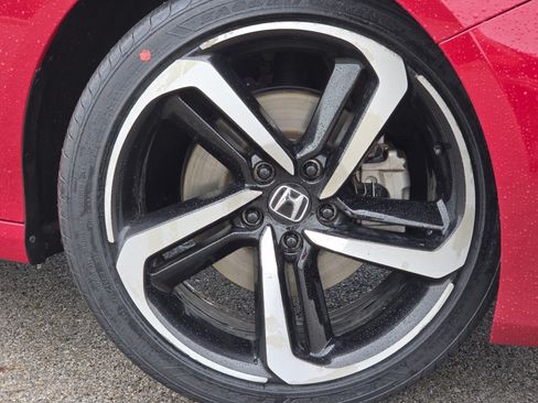 Used 2021 Honda Accord Sport image 10