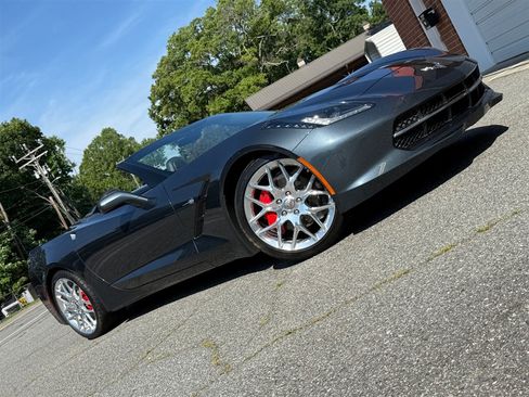 Used 2019 Chevrolet Corvette Stingray Convertible w/ 1LT RWD image 30