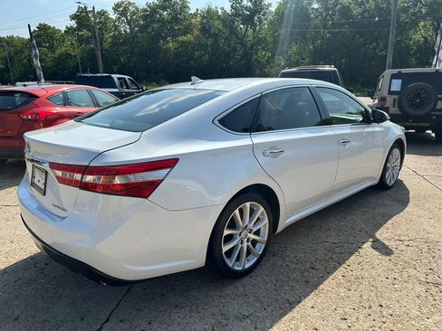 Used 2014 Toyota Avalon Limited FWD image 7