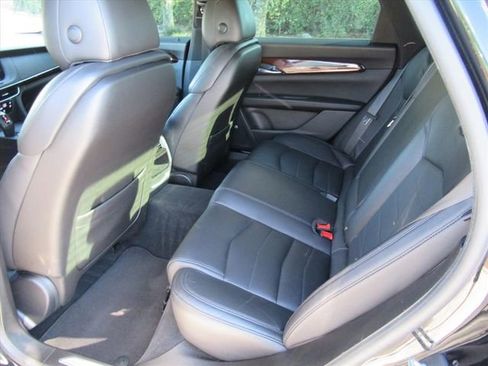 Used 2020 Cadillac CT6 Luxury image 28