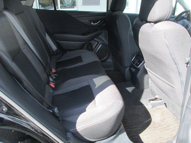 Used 2022 Subaru Outback Premium AWD/4WD image 14