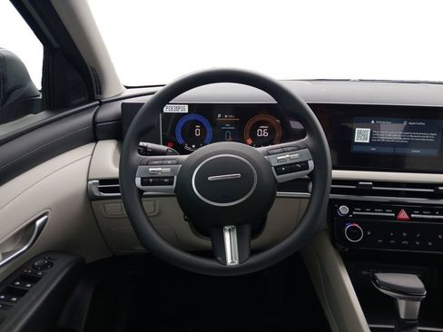 New 2026 Hyundai Tucson SEL FWD image 12