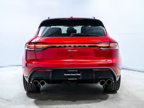 Used 2025 Porsche Macan image 6