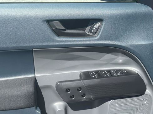Certified 2023 Ford Maverick XL FWD image 21