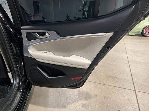 Used 2020 Genesis G70 3.3T w/ Elite Package AWD/4WD image 36