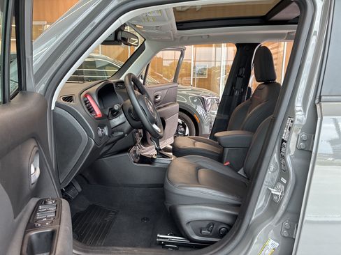 Certified 2023 Jeep Renegade Trailhawk w/ Sun/Sound Group AWD/4WD image 15