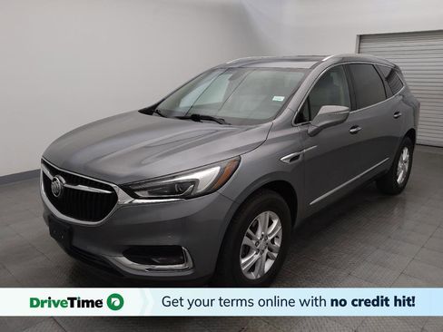 Used 2018 Buick Enclave Essence image 1