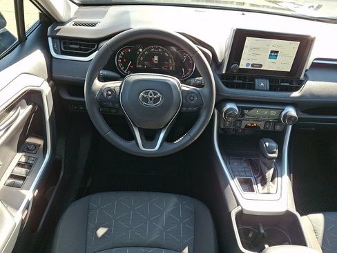 Used 2025 Toyota RAV4 XLE w/ Convenience Package AWD/4WD image 2