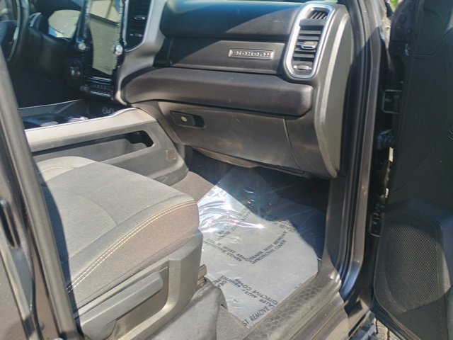 Used 2024 RAM 2500 Big Horn w/ Sport Appearance Package AWD/4WD image 14