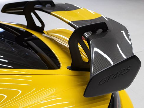 Certified 2024 Porsche 718 Cayman GT4 RS w/ Weissach Package RWD image 31