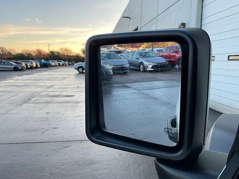 Used 2025 Jeep Wrangler Unlimited Rubicon image 16