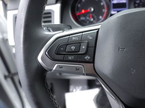 Used 2021 Volkswagen Atlas SE image 21