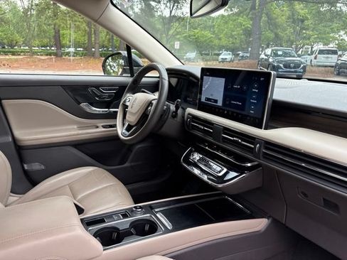 Used 2023 Lincoln Corsair Reserve FWD image 20