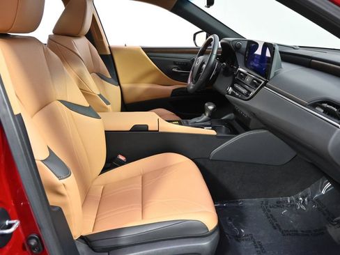 Used 2025 Lexus ES 350 Ultra Luxury FWD image 16